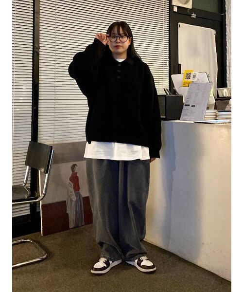 TAKEASY(テイクイージー)の「ラムスウールクルーネックオーバーニット(ブラック)(ニット/セーター・メンズ・その他・SMALL/MEDIUM/LARGE)」の4枚目の写真