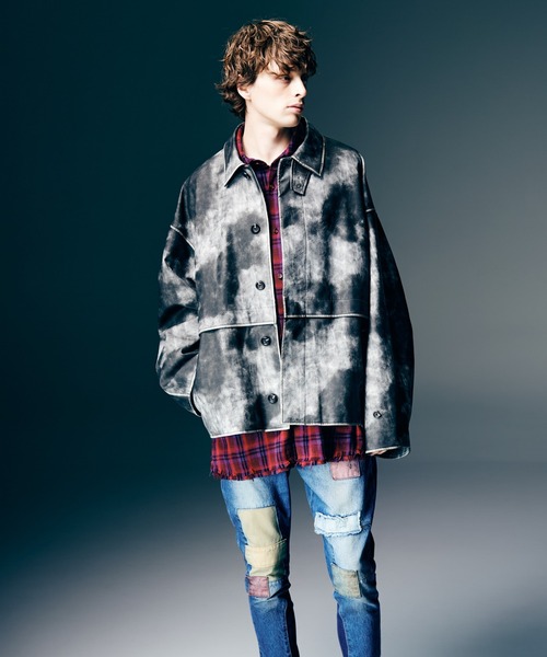 glamb（グラム）の「Oversize Synth Leather Blouson / オーバーサイズシンセレザーブルゾン（ブルゾン・メンズ・ベージュ/ブラック・S/M/L）」の9枚目の写真