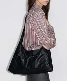 FENNEC | BASH SLOUCHY BAG - METAL BLACK(ショルダーバッグ)