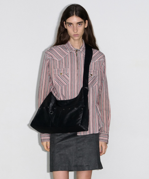 FENNEC（フェネック）の「BASH SLOUCHY BAG - METAL BLACK（ショルダーバッグ・レディース・その他・FREE）」の3枚目の写真