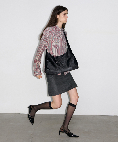 FENNEC（フェネック）の「BASH SLOUCHY BAG - METAL BLACK（ショルダーバッグ・レディース・その他・FREE）」の4枚目の写真