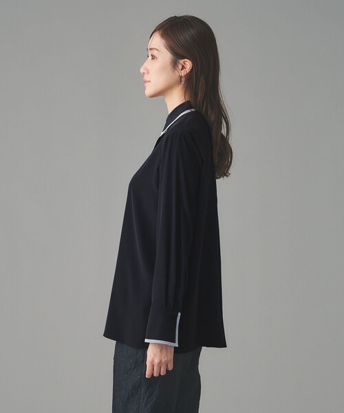 UNITED ARROWS（ユナイテッドアローズ）の「バイカラー レギュラーシャツブラウス（シャツ/ブラウス・レディース・オフホワイト/ネイビー/ベージュ・FREE）」の13枚目の写真