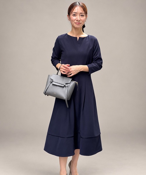 ST.ROONEY(セントルーニー)の「キーネックフレアワンピース【低身長・小柄女性向け】(ワンピース・レディース・ネイビー/ブラック・XS)」の1枚目の写真