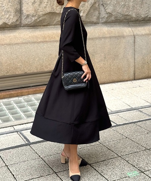 ST.ROONEY(セントルーニー)の「キーネックフレアワンピース【低身長・小柄女性向け】(ワンピース・レディース・ネイビー/ブラック・XS)」の5枚目の写真