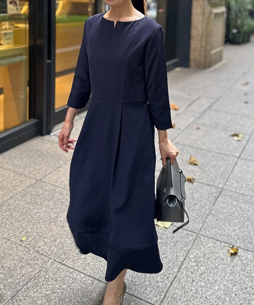 ST.ROONEY(セントルーニー)の「キーネックフレアワンピース【低身長・小柄女性向け】(ワンピース・レディース・ネイビー/ブラック・XS)」の10枚目の写真