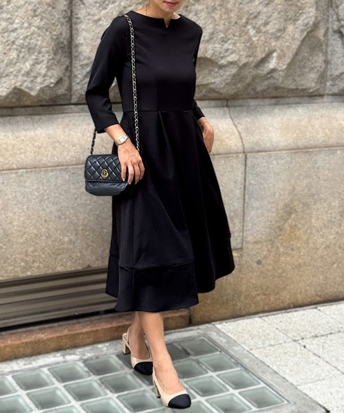 ST.ROONEY(セントルーニー)の「キーネックフレアワンピース【低身長・小柄女性向け】(ワンピース・レディース・ネイビー/ブラック・XS)」の13枚目の写真