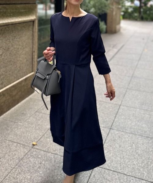 ST.ROONEY(セントルーニー)の「キーネックフレアワンピース【低身長・小柄女性向け】(ワンピース・レディース・ネイビー/ブラック・XS)」の17枚目の写真