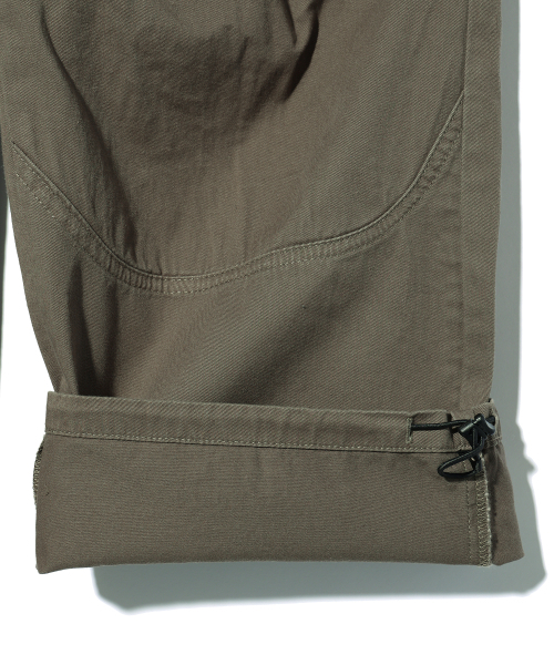 CRITIC(クリティック)の「BEBE x HALF DOUBLE KNEE POCKET COTTON PANTS KHAKI(その他パンツ・レディース・その他・X-LARGE/MEDIUM/LARGE)」の6枚目の写真