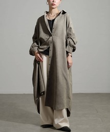 オーバーサイズ」に該当するレディースのシャツワンピースファッション