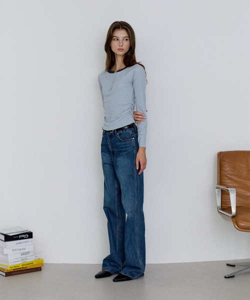 ROIROI(ロイロイ)の「ストレートエッセンシャルデニムパンツ-ブルー(デニムパンツ・レディース・その他・SMALL/MEDIUM)」の5枚目の写真