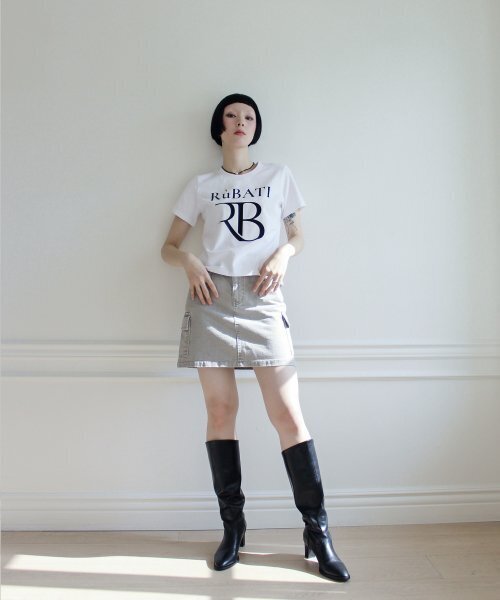 RUBATI（ルバティ）の「R.B Logo Tshirt (WHITE-BLACK)（Tシャツ/カットソー・レディース・その他・size2/size1）」の3枚目の写真