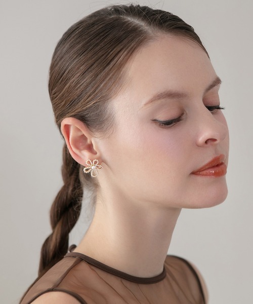 セール】【LEJA】フラワービジューパールピアス結婚式 パーティー 成人