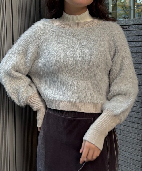 &g'aime(アンジェム)の「【&g'aime 】 シャギーボリュームニット Shaggy Volume Knit(ニット/セーター・レディース・アイボリー/ベージュ/チャコールグレー・FREE)」の5枚目の写真