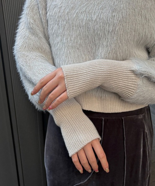 &g'aime(アンジェム)の「【&g'aime 】 シャギーボリュームニット Shaggy Volume Knit(ニット/セーター・レディース・アイボリー/ベージュ/チャコールグレー・FREE)」の10枚目の写真