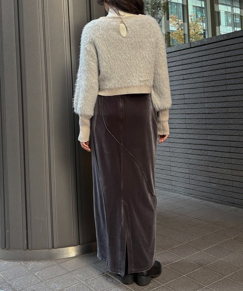&g'aime(アンジェム)の「【&g'aime 】 シャギーボリュームニット Shaggy Volume Knit(ニット/セーター・レディース・アイボリー/ベージュ/チャコールグレー・FREE)」の14枚目の写真