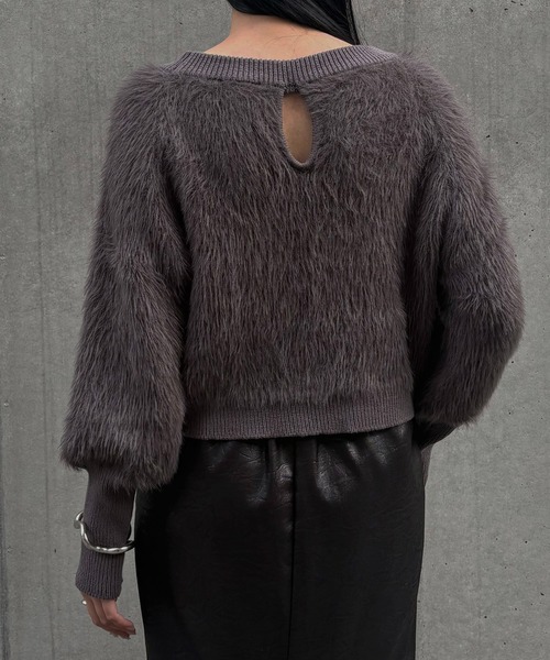 &g'aime(アンジェム)の「【&g'aime 】 シャギーボリュームニット Shaggy Volume Knit(ニット/セーター・レディース・アイボリー/ベージュ/チャコールグレー・FREE)」の22枚目の写真