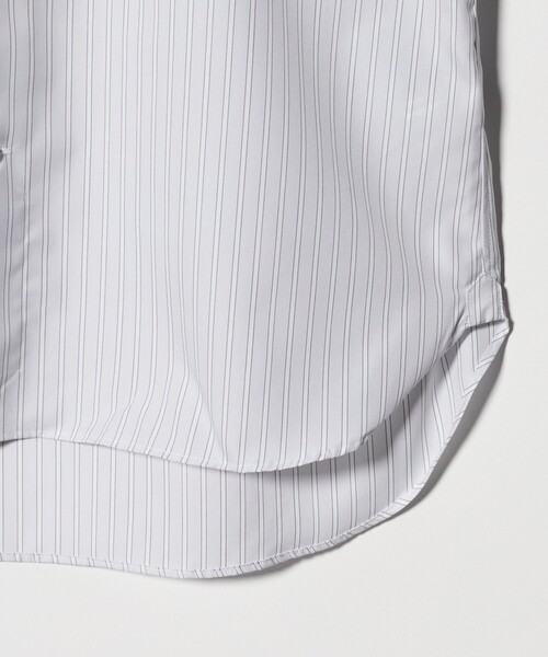 UNITED ARROWS(ユナイテッドアローズ)の「イージーケア AG ダブルストライプ セミワイドカラー クレリックシャツ ー抗菌防臭ー(シャツ/ブラウス・メンズ・ライトグレー・41cm/39cm/38cm/40cm)」の17枚目の写真
