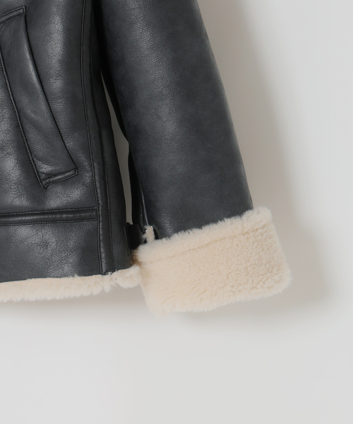 B.C STOCK（ベーセーストック）の「スムースフェイクムートン B-3 フライトジャケット（ブルゾン・メンズ・ブラウン/ブラック・MEDIUM/LARGE）」の13枚目の写真