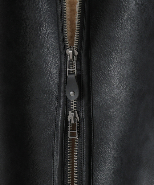 B.C STOCK（ベーセーストック）の「スムースフェイクムートン B-3 フライトジャケット（ブルゾン・メンズ・ブラウン/ブラック・MEDIUM/LARGE）」の15枚目の写真