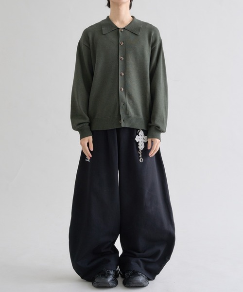 EPNK（イーピーエヌケー）の「Heavy Hi-gauge Knit Shirt / ヘビーハイゲージニットシャツ（ニット/セーター・メンズ・チャコールグレー/グリーン・LARGE/MEDIUM/SMALL）」の22枚目の写真