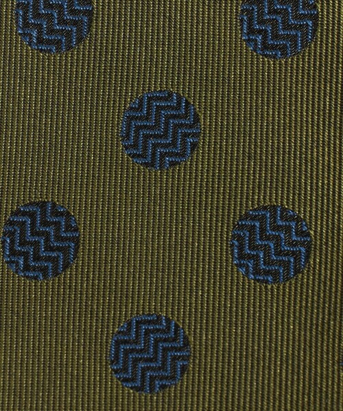 green label relaxing（グリーンレーベルリラクシング）の「GLR シルク② 8.0cm ドット ネクタイ（ネクタイ・メンズ・ダークグリーン/ダークブラウン・FREE）」の5枚目の写真