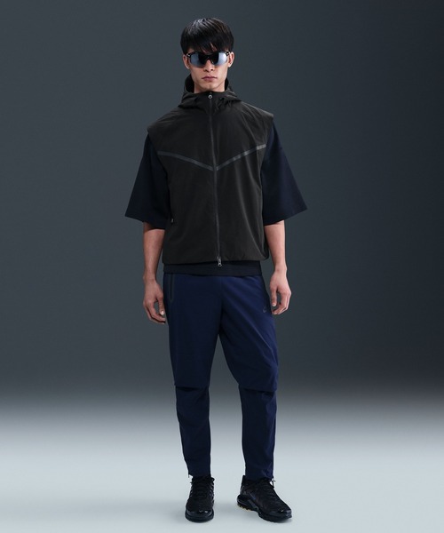 NIKE（ナイキ）の「NIKE AS M NK TCH ERGO VEST HV0983-010（ブルゾン・メンズ・カーキ/ブラック・M/L）」の3枚目の写真