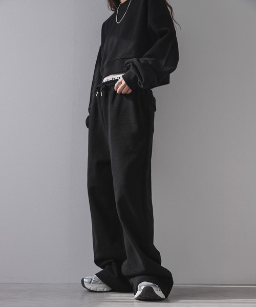 bohmal（ボマール）の「【ユニセックスアイテム】ロングワイドスウェットパンツ（その他パンツ・レディース・グレー/ブラック・LARGE/MEDIUM）」の19枚目の写真