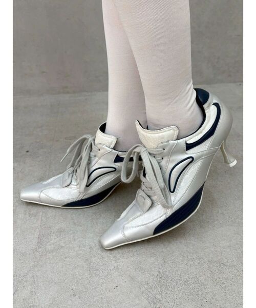 EVRIS（エヴリス）の「ポインテッドスニーカーヒール（パンプス・レディース・シルバー/ブラック/ピンク・MEDIUM/LARGE/SMALL）」の22枚目の写真