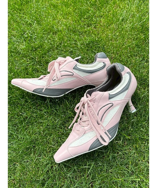 EVRIS（エヴリス）の「ポインテッドスニーカーヒール（パンプス・レディース・シルバー/ブラック/ピンク・MEDIUM/LARGE/SMALL）」の16枚目の写真