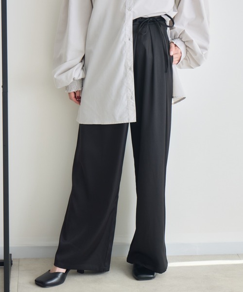 RU.TI.LE(ルチル)の「【RU.TI.LE】ラップワイドパンツ(スラックス・レディース・カーキ/アイボリー/ブラック・LARGE/MEDIUM)」の1枚目の写真