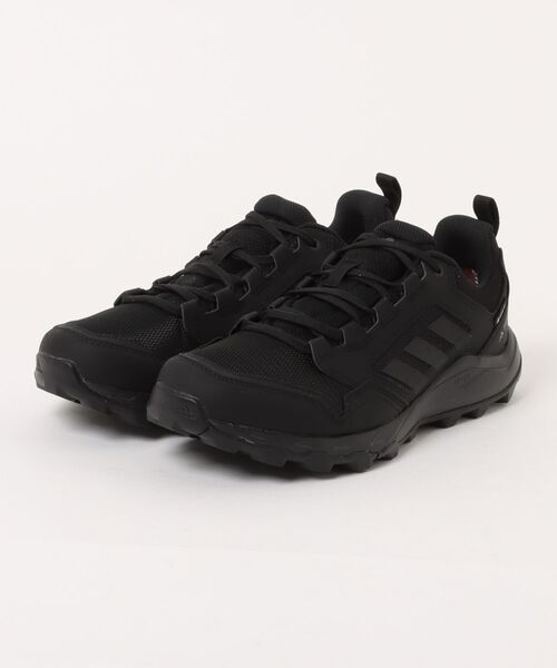 adidas(アディダス)の「《adidas》トレースロッカー 2.0 GORE-TEX トレイルランニング / Tracerocker 2.0 GORE-TEX Trail Running Shoes(スニーカー・メンズ・ブラック×ブラック/オリーブ系・25.5cm/26.0cm/26.5cm/27.0cm/27.5cm/28.0cm)」の2枚目の写真