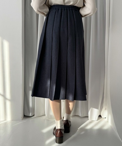 an another angelus（アンアナザーアンジェラス）の「ビット使いデニムライクプリーツスカート/fint フィント（デニムスカート・レディース・ブラック/インディゴブルー・FREE）」の5枚目の写真