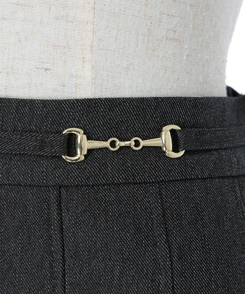 an another angelus（アンアナザーアンジェラス）の「ビット使いデニムライクプリーツスカート/fint フィント（デニムスカート・レディース・ブラック/インディゴブルー・FREE）」の19枚目の写真