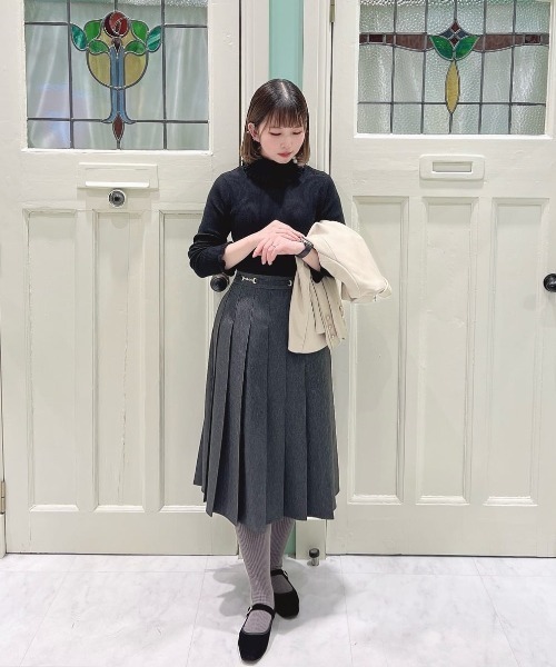 an another angelus（アンアナザーアンジェラス）の「ビット使いデニムライクプリーツスカート/fint フィント（デニムスカート・レディース・ブラック/インディゴブルー・FREE）」の4枚目の写真