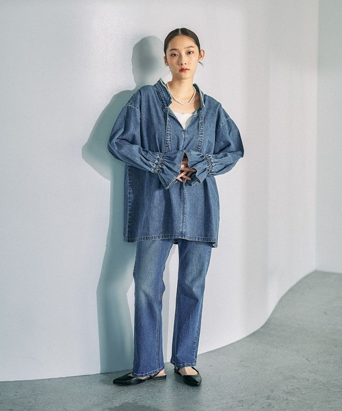 LEPSIM（レプシィム）の「デニムフリルカラーブラウス2　639119（シャツ/ブラウス・レディース・ライトブルー/ブルー・FREE）」の6枚目の写真