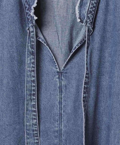 LEPSIM（レプシィム）の「デニムフリルカラーブラウス2　639119（シャツ/ブラウス・レディース・ライトブルー/ブルー・FREE）」の14枚目の写真