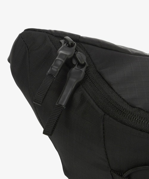 THE NORTH FACE(ザノースフェイス)の「【韓国限定・日本未入荷】THE NORTH FACE JESTER HIP SACK MINI / ノースフェイス ジェスターヒップサック ミニ(ボディバッグ/ウエストポーチ・メンズ・グレイッシュブルー/ブラック/ピンク/ライトベージュ・FREE)」の16枚目の写真