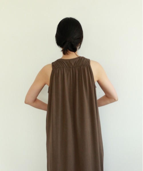 WALANCE(ワランス)の「natural dye mint jersey dress(ワンピース・レディース・ブラウン/スミクロ・FREE)」の12枚目の写真