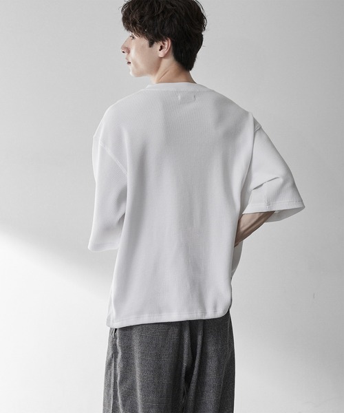 RUUBON(ルーボン)の「【RUUBON】henley neck half sleeve Tee / ヘンリーネックハーフスリーブTシャツ(Tシャツ/カットソー・メンズ・チャコールグレー/ホワイト・M/L/S)」の12枚目の写真