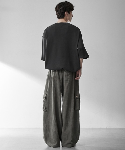 RUUBON(ルーボン)の「【RUUBON】henley neck half sleeve Tee / ヘンリーネックハーフスリーブTシャツ(Tシャツ/カットソー・メンズ・チャコールグレー/ホワイト・M/L/S)」の20枚目の写真