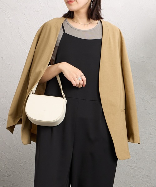 MICA&DEAL（マイカ＆ディール）の「[MICA&DEAL/マイカアンドディール] ウォッシャブル サロペット（サロペット/オーバーオール・レディース・ブラック/ベージュ・F）」の2枚目の写真