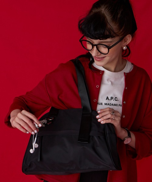 BONLECILL Marche(ボンルシールマルシェ)の「【BONLECILL Marche】2wayナイロンボストンバッグ/ショルダーバッグ(ボストンバッグ・レディース・ブラウン/ブラック・FREE)」の4枚目の写真