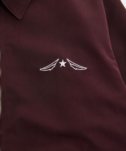 CONVERSE TOKYO(コンバーストウキョウ)の「【CLAMP】『魔法騎士レイアース』GRAPHIC COACH JACKET(ブルゾン・レディース・ボルドー・FREE)」の3枚目の写真