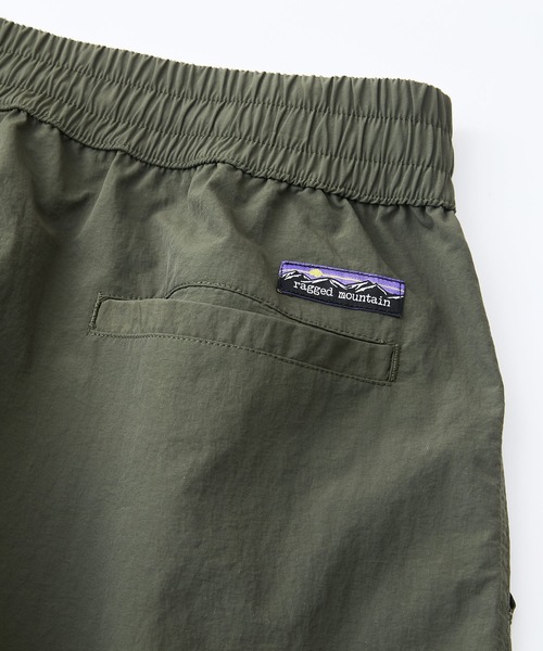 ragged mountain(ラギットマウンテン)の「【RAGGED MOUNTAIN/ラギットマウンテン】 【撥水・UVカット】TAMWORTH/タムワース ナイロン カーゴパンツ 軽量・高耐久 キャンプ・ハイキングに(カーゴパンツ・メンズ・カーキ/ブラック/ベージュ/チャコールグレー・MEDIUM/X-LARGE/LARGE)」の17枚目の写真