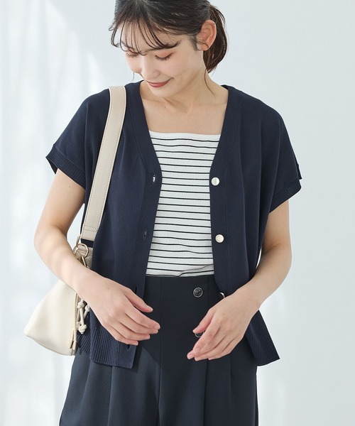 Honeys(ハニーズ)の「【UVカット】金釦付Vネックベスト(ベスト・レディース・ダークベージュ/ネイビー/ブルー/杢グレー・L/LL/M)」の12枚目の写真