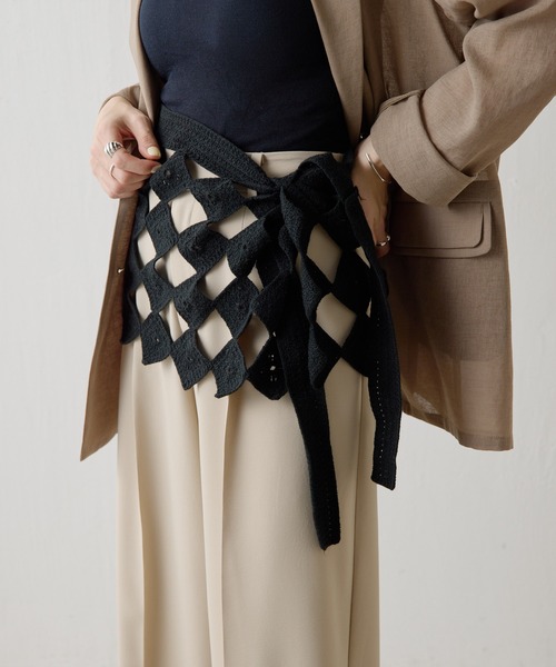 COLLAGE GALLARDAGALANTE（コラージュガリャルダガランテ）の「PAPILLONNER/クロシェラップスカーフ（バンダナ/スカーフ・レディース・オフホワイト/ブラック・FREE）」の10枚目の写真