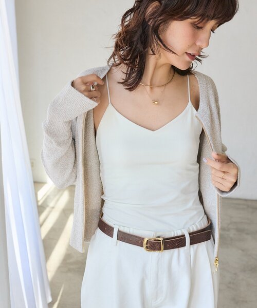 RIVE DROITE（リヴドロワ）の「予約【MYSELFbyRD（マイセルフバイリヴドロワ）】Vネックキャミソール（キャミソール・レディース・オフホワイト/ブラック・FREE）」の21枚目の写真