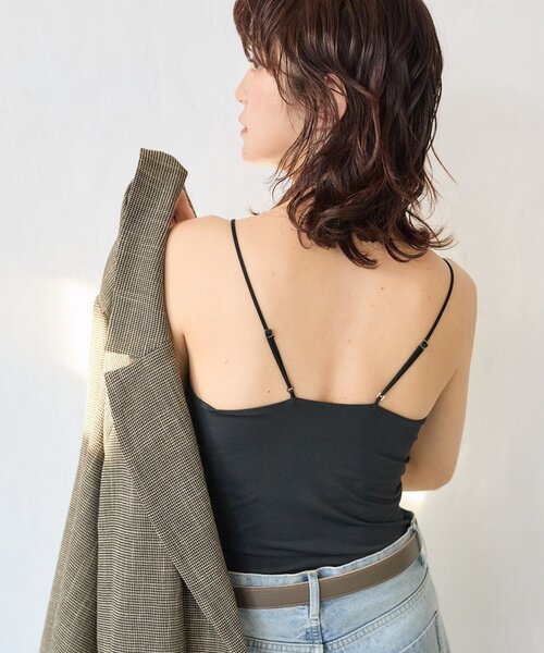 RIVE DROITE（リヴドロワ）の「予約【MYSELFbyRD（マイセルフバイリヴドロワ）】Vネックキャミソール（キャミソール・レディース・オフホワイト/ブラック・FREE）」の12枚目の写真