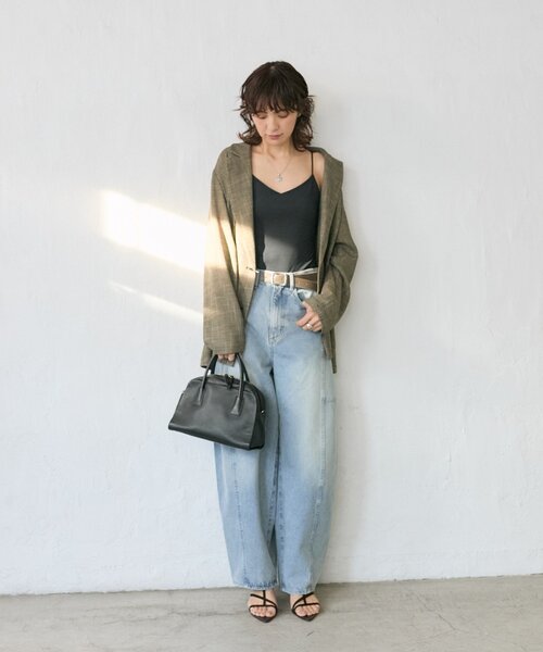 RIVE DROITE（リヴドロワ）の「予約【MYSELFbyRD（マイセルフバイリヴドロワ）】Vネックキャミソール（キャミソール・レディース・オフホワイト/ブラック・FREE）」の15枚目の写真