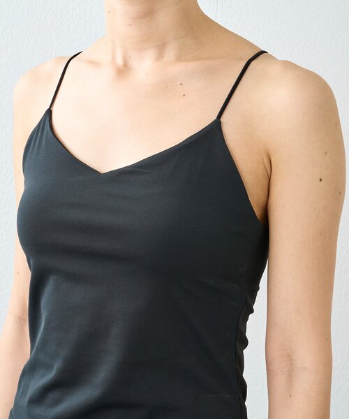 RIVE DROITE（リヴドロワ）の「予約【MYSELFbyRD（マイセルフバイリヴドロワ）】Vネックキャミソール（キャミソール・レディース・オフホワイト/ブラック・FREE）」の4枚目の写真